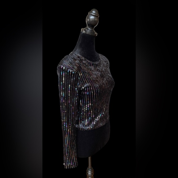 Black Crop Top - Picture 7 of 13